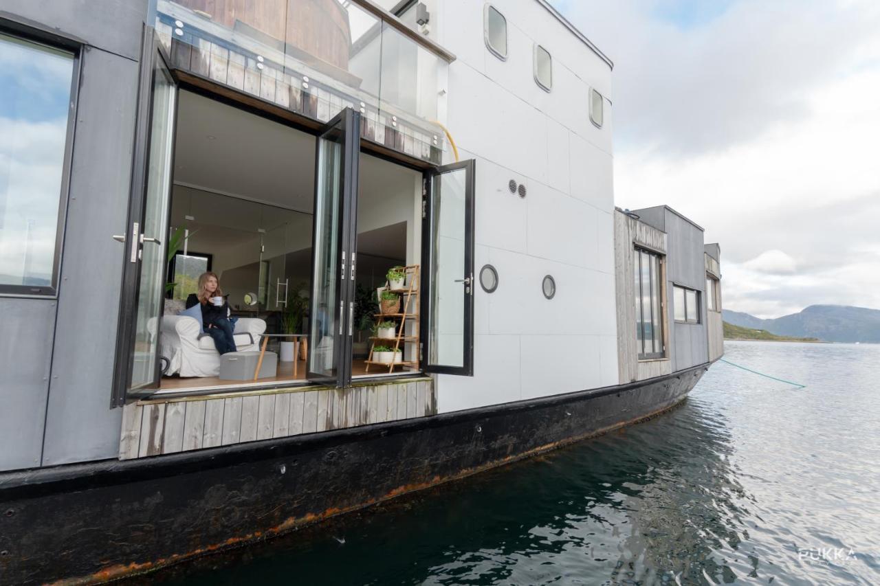 Volda Floating Home Kvaloya المظهر الخارجي الصورة