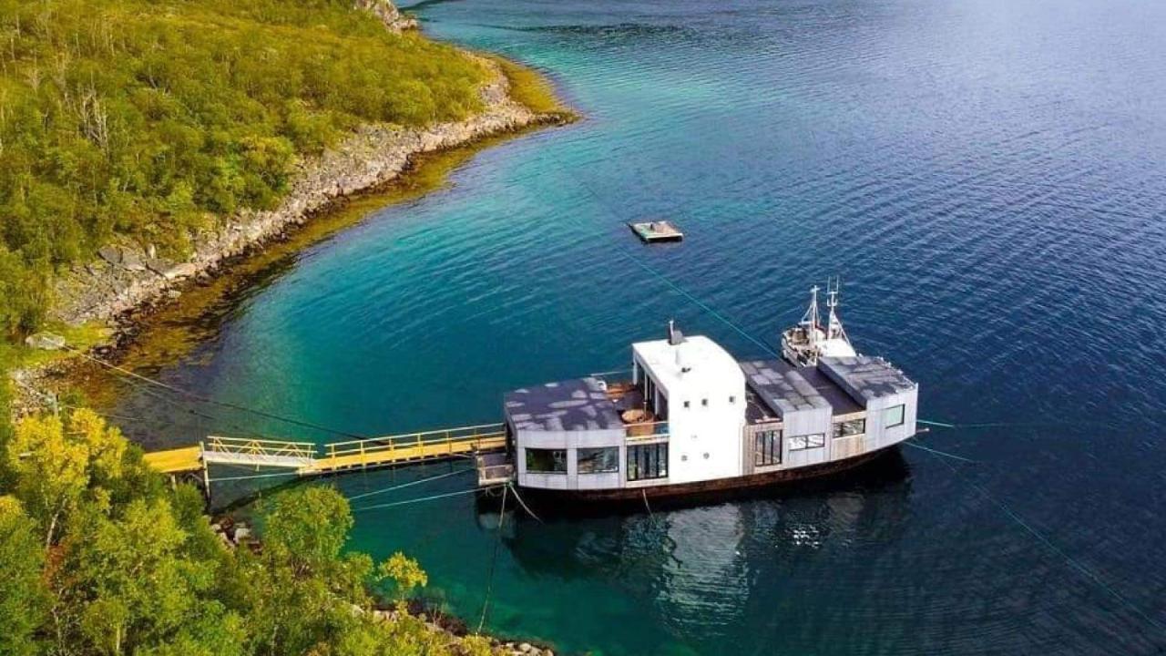Volda Floating Home Kvaloya المظهر الخارجي الصورة